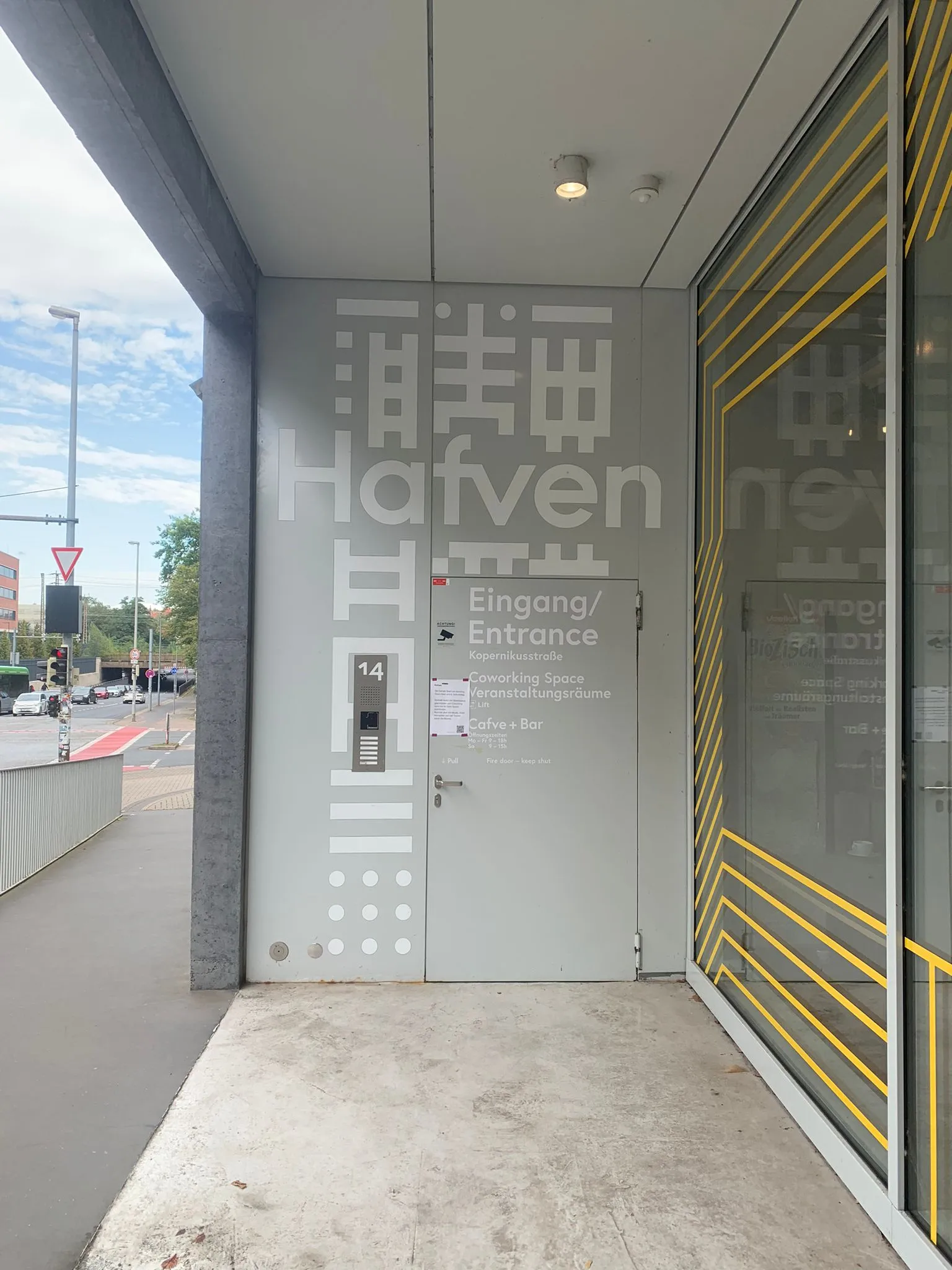 The main entrance door into the Hafven building